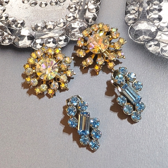 1950s TWO pair Sparkling Rhinestone Clip Earrings - Picture 5 of 7